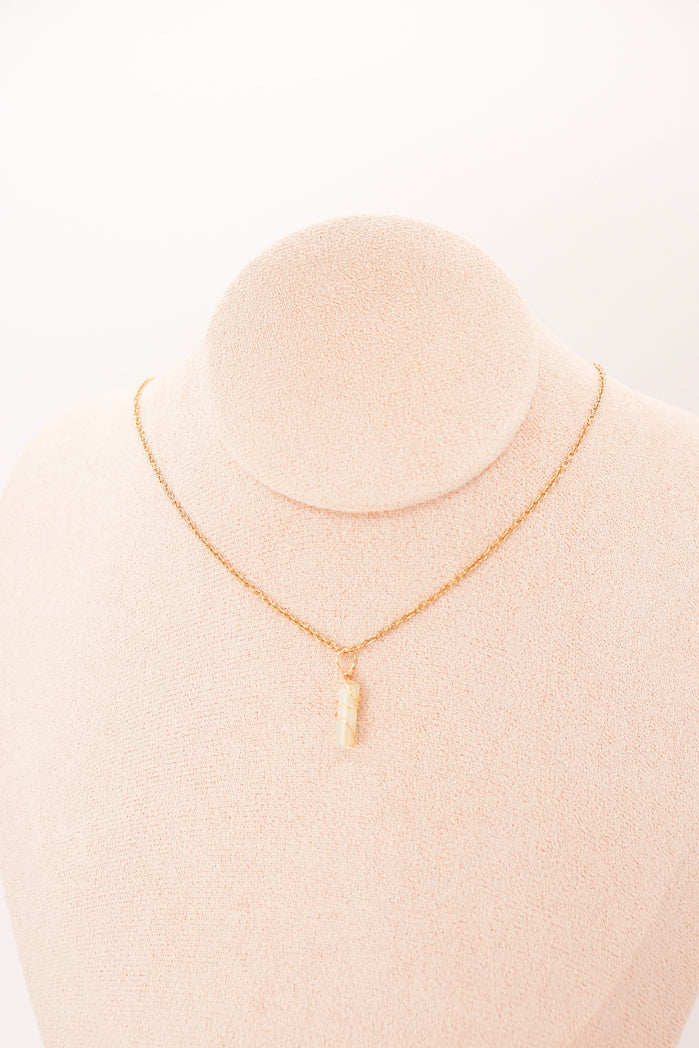Pendentif | Mini piliers en jade « Fleurs de prunier »